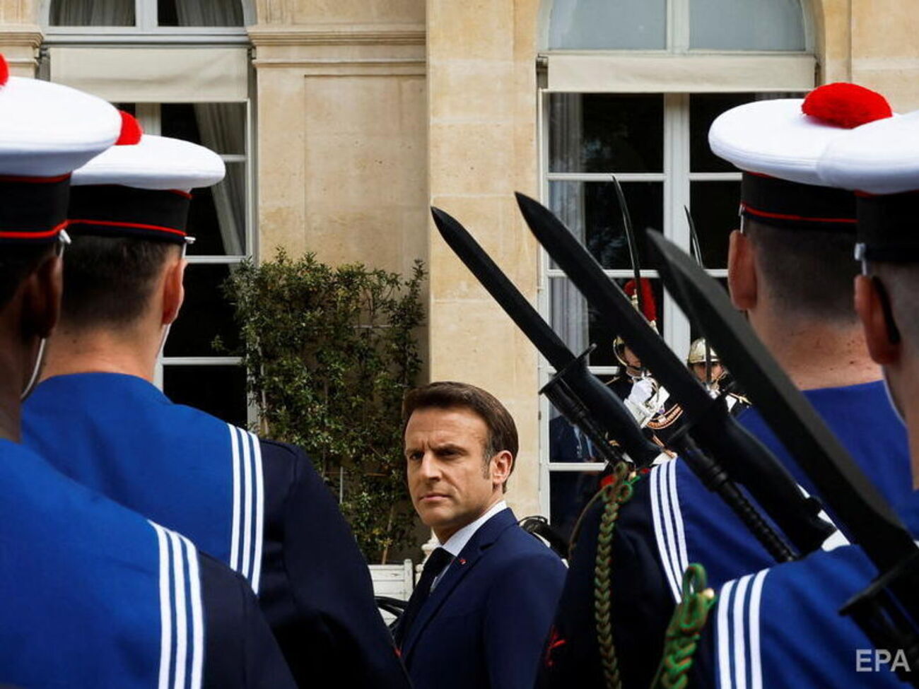 В Париже прошла инаугурация Макрона, переизбранного на второй срок. Фоторепортаж