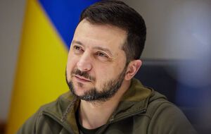 Зеленский: Это особенный День матери. Обожженный войной, но с горячим сердцем, большой внутренней силой, верой и героизмом украинских мам