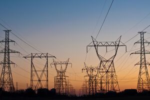 Без світла залишилося два великі міста в Луганській області