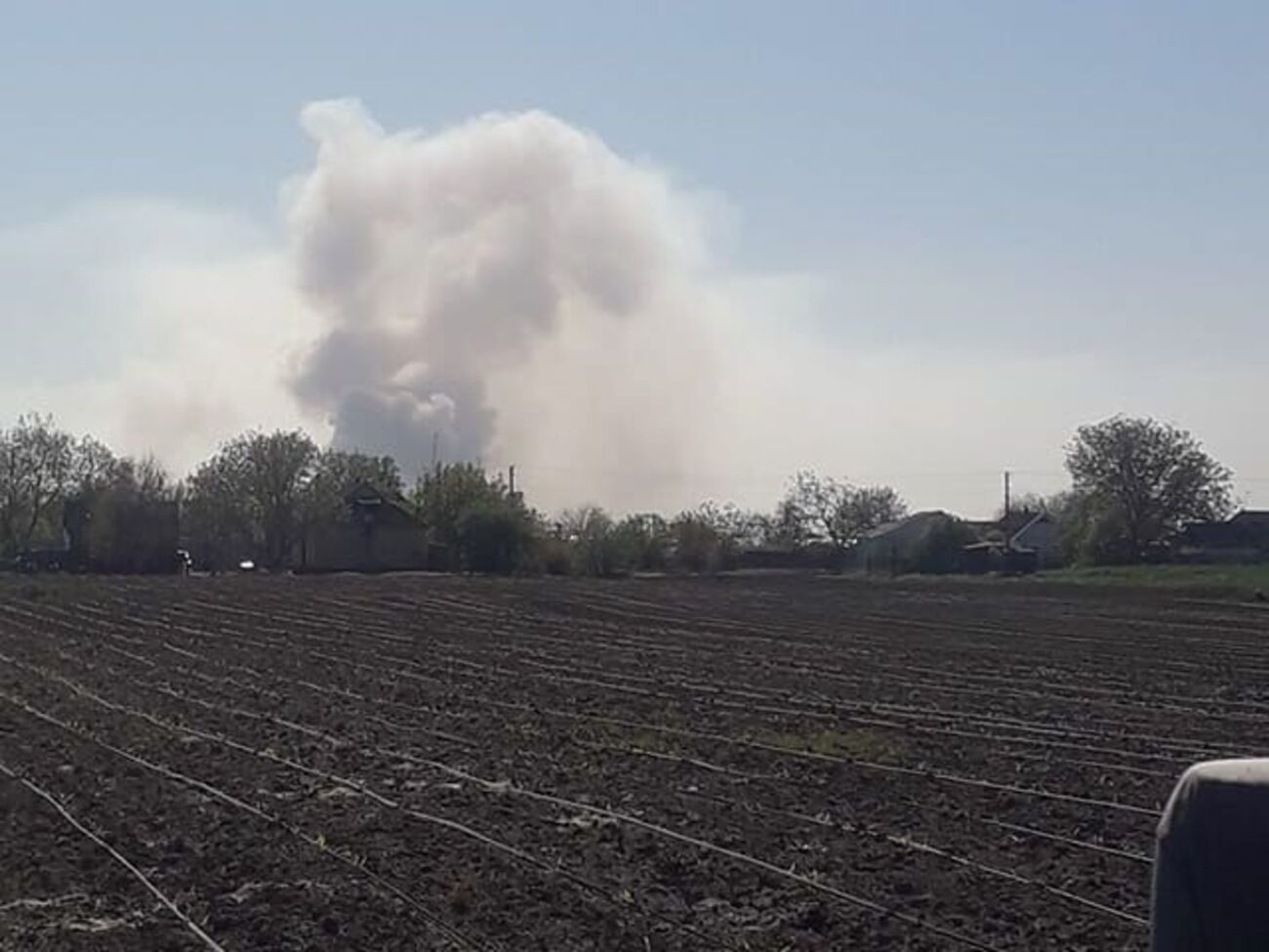Місцеві жителі кажуть, що дим було видно над територією Чорноморського біосферного заповідника