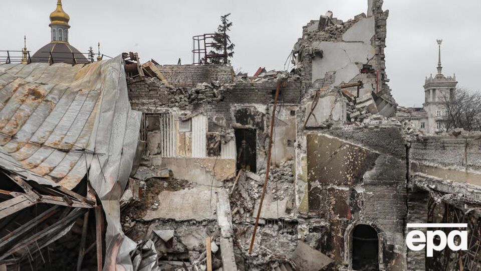 Окупанти бомбардують Маріуполь від початку війни