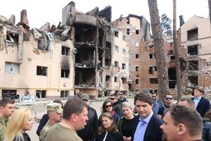 Трюдо приехал в Ирпень, чтобы воочию увидеть весь тот ужас, который совершили с городом российские оккупанты, отметил Маркушин