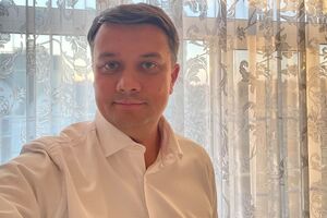 Разумков: День матери – прекрасный повод еще раз выразить невероятную благодарность и любовь женщине, подарившей жизнь