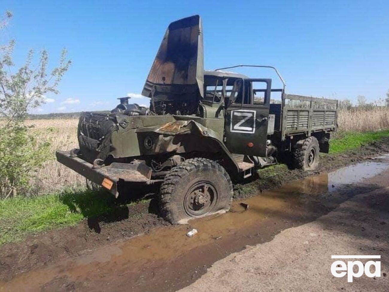 Оккупанты перебрасывают личный состав и военную технику на доукомплектование подразделений, понесших значительные потери на территории Украины, отметили в Генштабе ВСУ