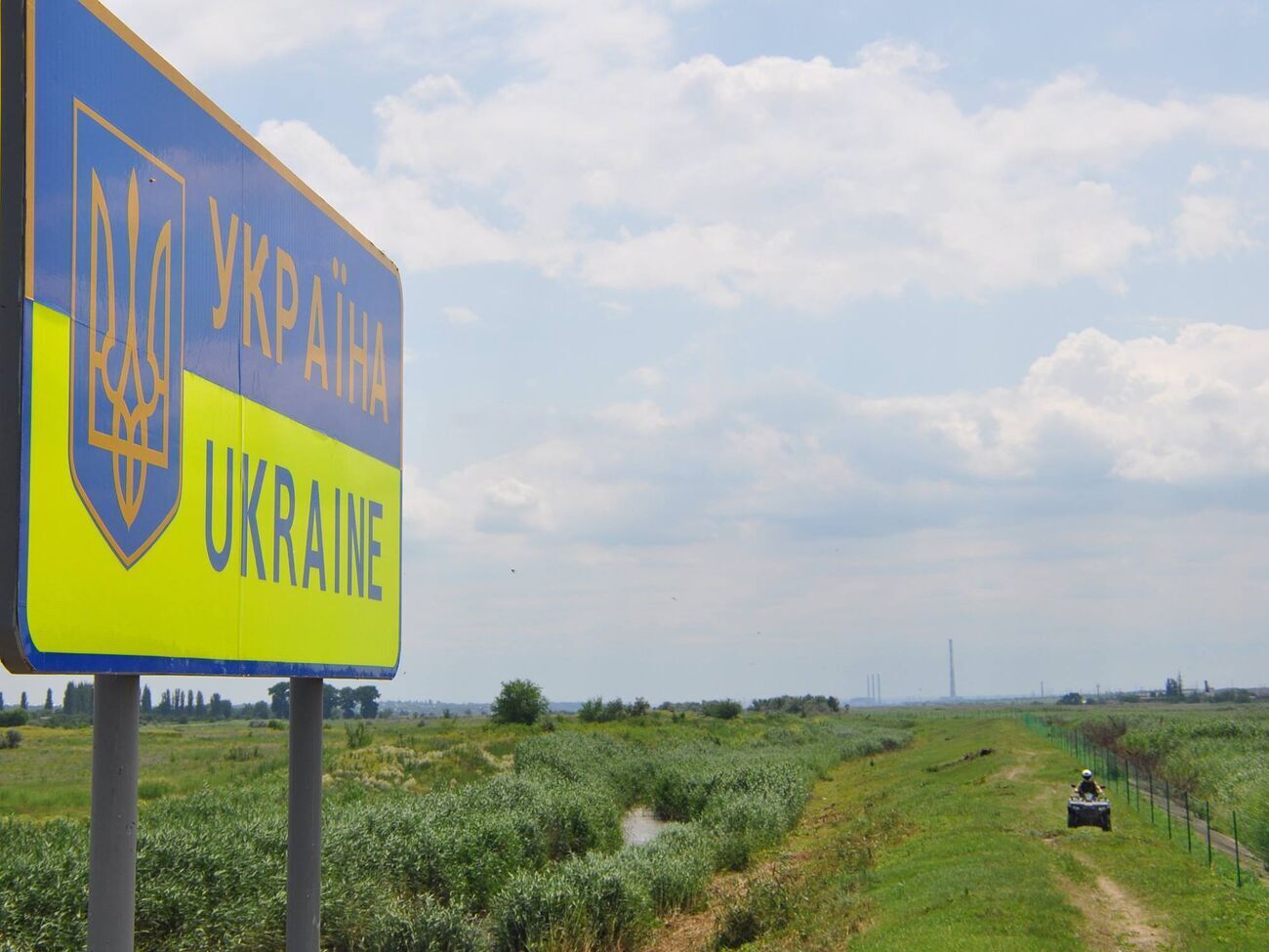 Украина приостановила работу таможенных пунктов с Молдовой в Одесской области из-за введенного в регионе комендантского часа