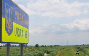 Україна зупинила роботу митних пунктів із Молдовою в Одеській області через введену комендантську годину в регіоні