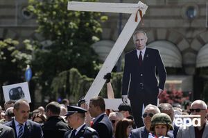Фигура Путина из картона была почти в натуральную величину