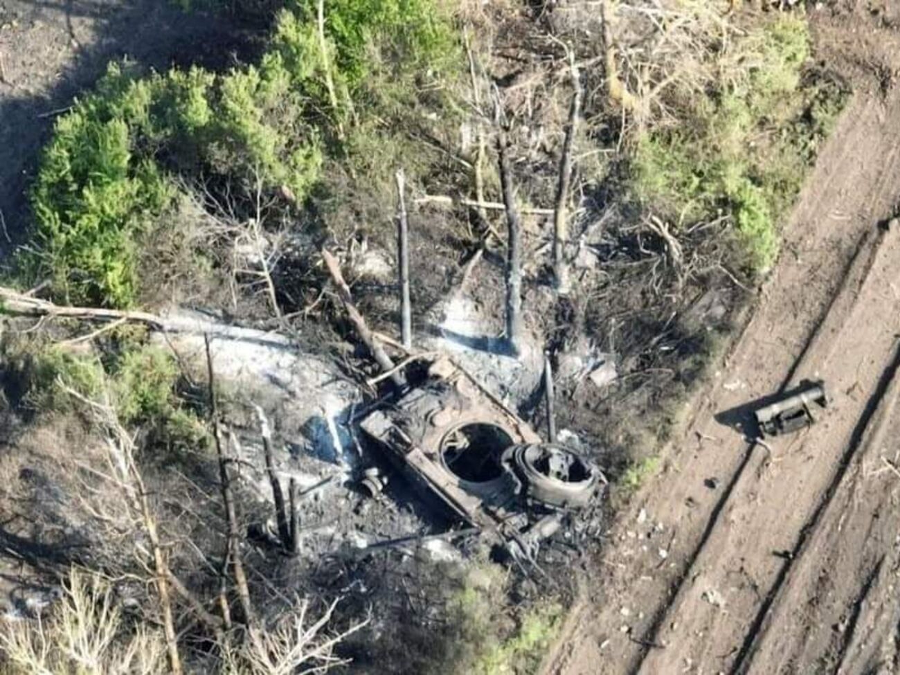 За словами Гайдая, зараз тривають потужні бої у Рубіжному і Білогорівці