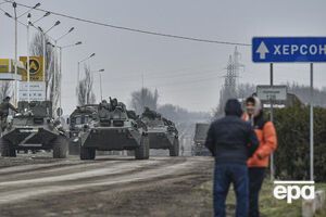 Правоохранители будут разбираться, почему оккупанты смогли захватить часть Херсонской области в первые дни войны, отметил Арестович