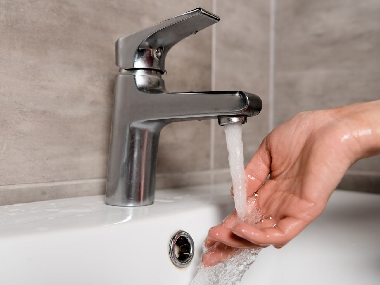 В Николаеве потихоньку вода пошла в краны домов, отметил Ким