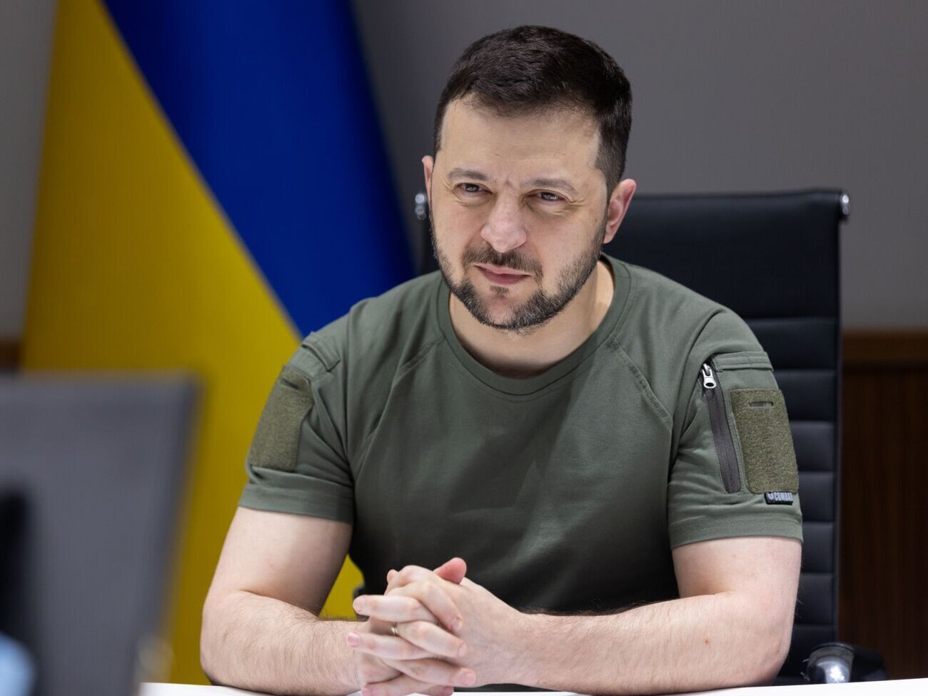 Украинцы не готовы уступить ни одну из своих территорий, отметил Зеленский