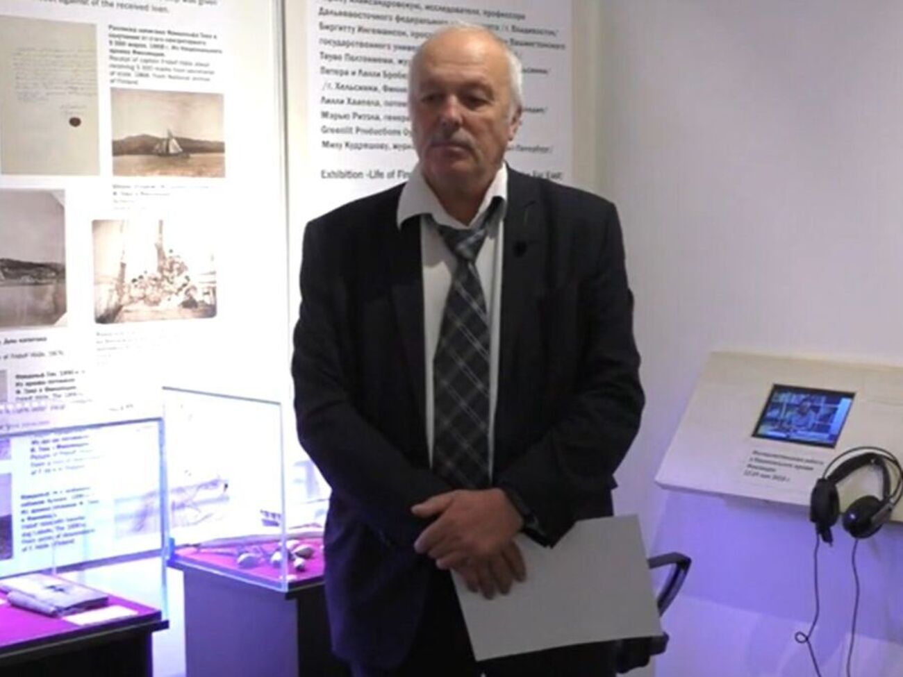 Васюкевич в ходе сессии высказался за прекращение войны в Украине и вывод войск