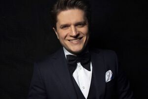 Анатолий Анатолич спустя месяц после начала войны уехал с семьей во Францию