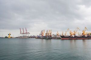 Граждан призывают не посещать прибрежные зоны