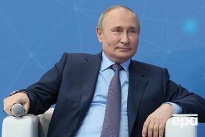Путін заявив, що з часів Петра I "майже нічого не змінилося", і на його частку "теж випало повертати і зміцнювати"