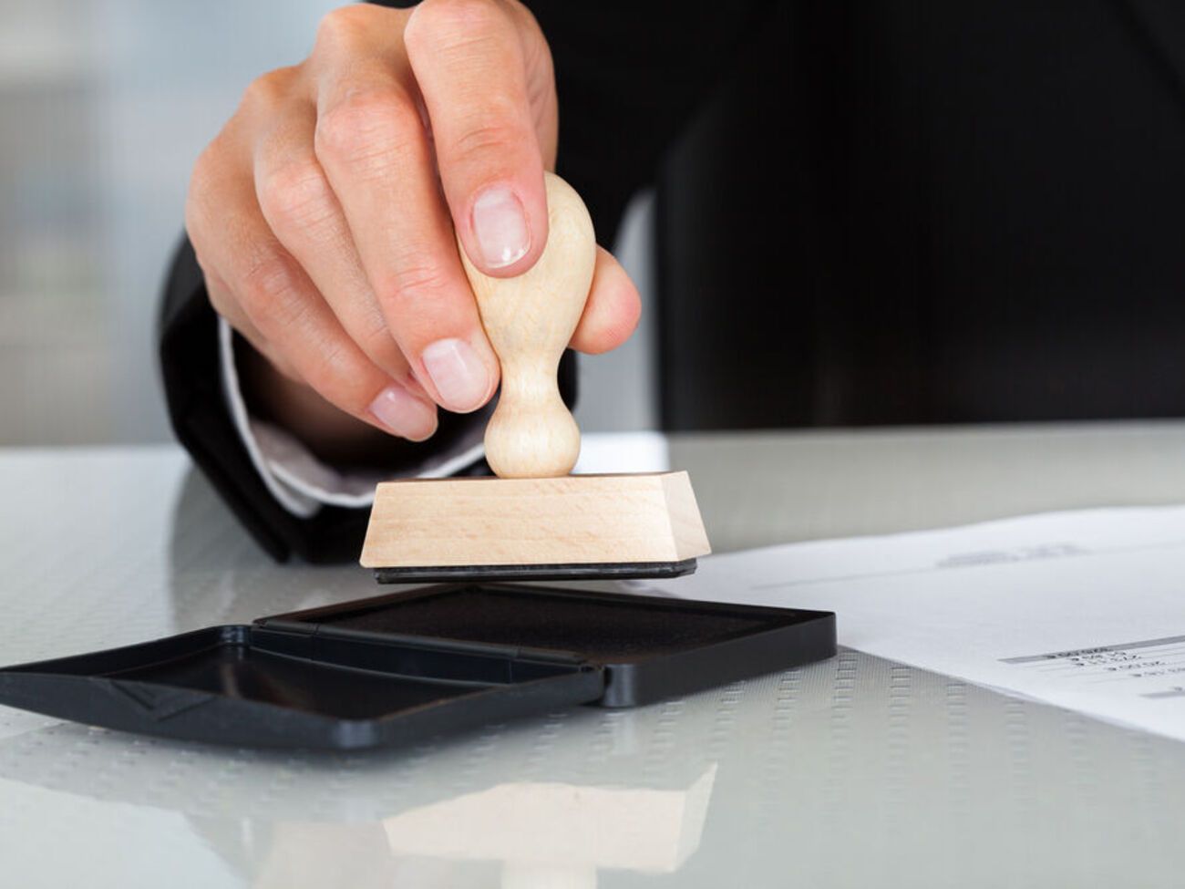 Реформа, по данным СМИ, предусматривает сокращение госаппарата