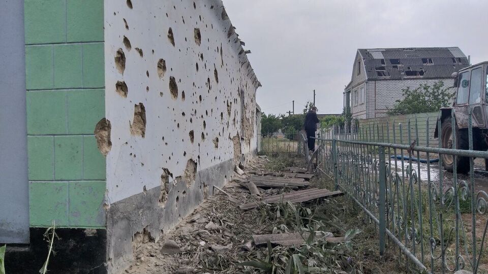 Сенкевич: Просто стреляют в направлении города, попадают по жилым районам и убивают мирных людей