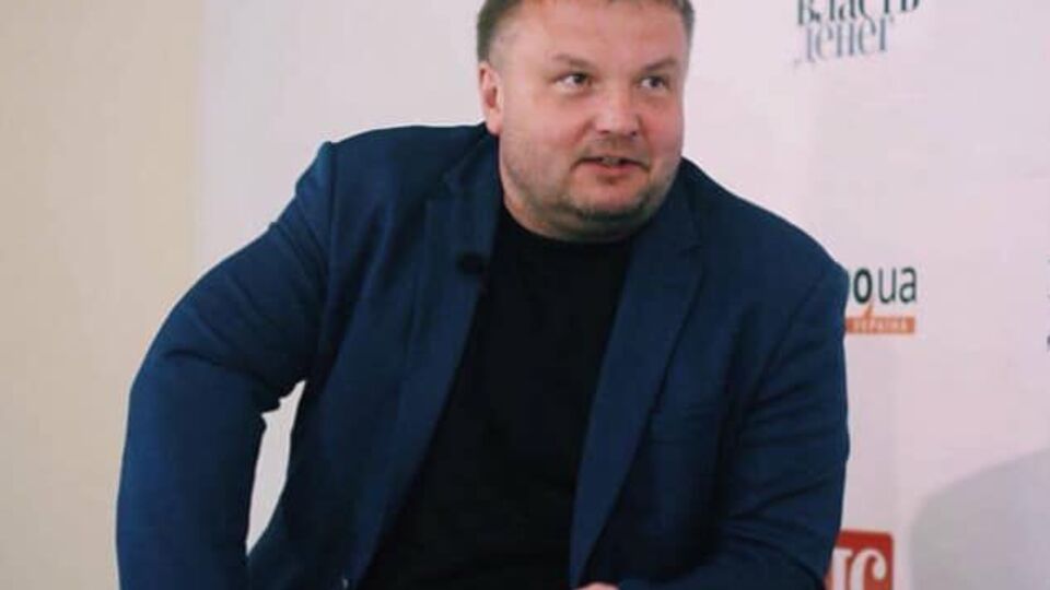 По мнению Денисенко, приговор иностранцам – это попытка давления на мир