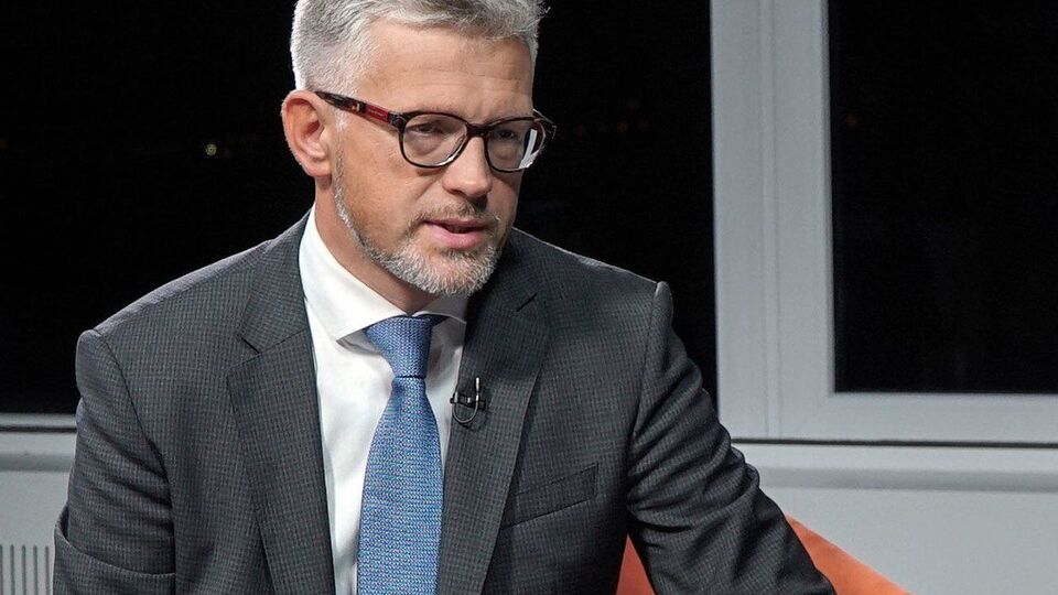 Происходящее Мельник назвал "безумием"