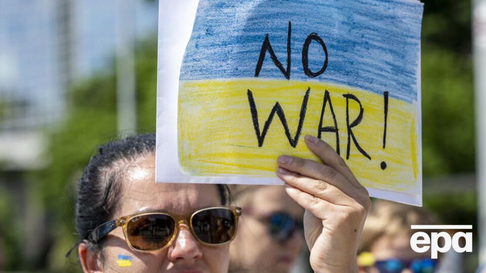 Українці, можливо, змінять своє ставлення до росіян на позитивне, якщо РФ попросить пробачення, компенсує усі втрати й поверне все, що захопила, вважає Головаха
