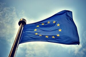 Остаточне рішення про надання Україні статусу кандидата у члени ЄС ухвалять на засіданні Європейської ради, зазначив Стулік