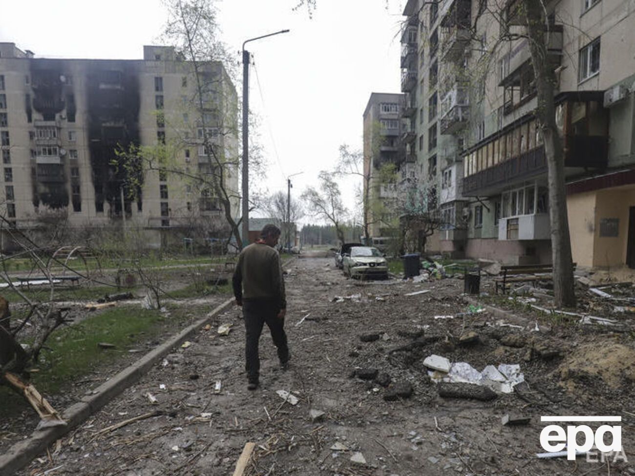 Оккупанты продолжают вести штурмовые действия в городе Северодонецк