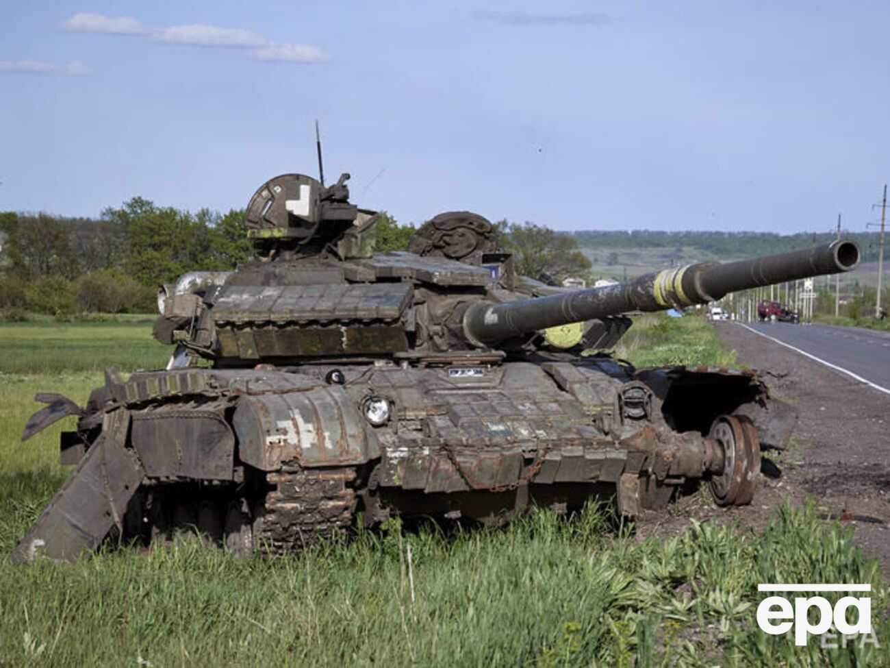 За сутки российские оккупанты потеряли 10 танков