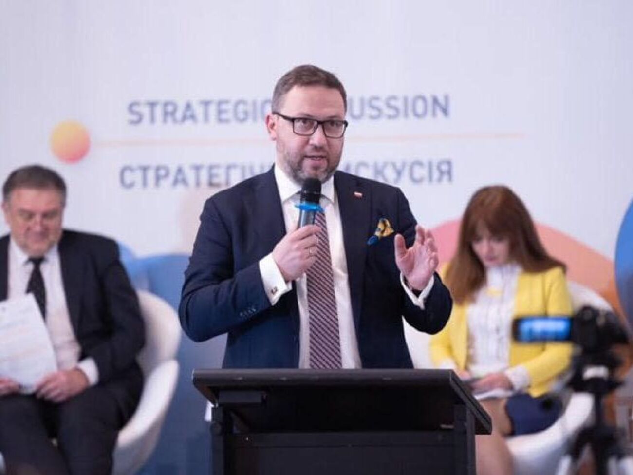 Цихоцкий:&nbsp;Россия очень сознательно и целенаправленно создала ситуацию, когда союзники будут давить на нас с целью пойти на уступки