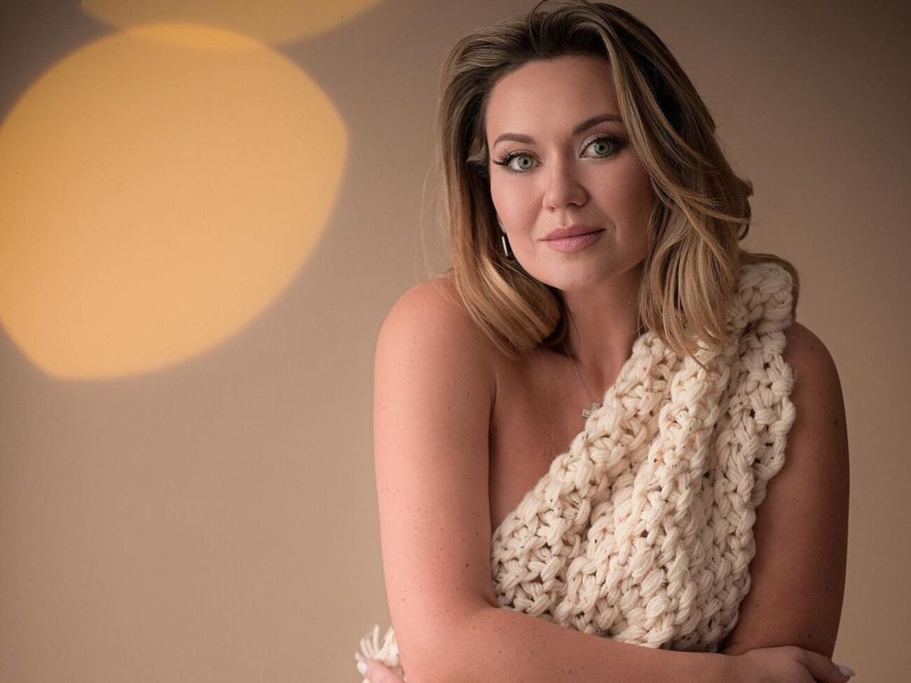 Саливанчук:&nbsp;Желаю вам всегда встречать праздники в кругу огромной и дружной семьи