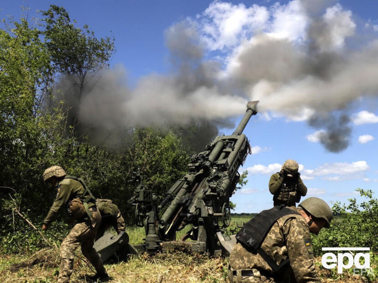 Українські артилеристи знищили три з чотирьох російських установок РСЗВ