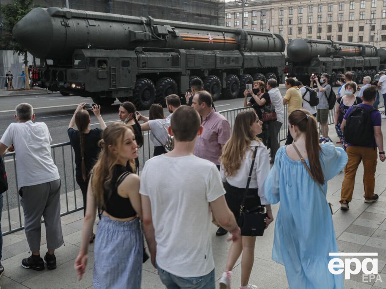 У Росії найбільший у світі ядерний арсенал, який складається з 5977 боєголовок