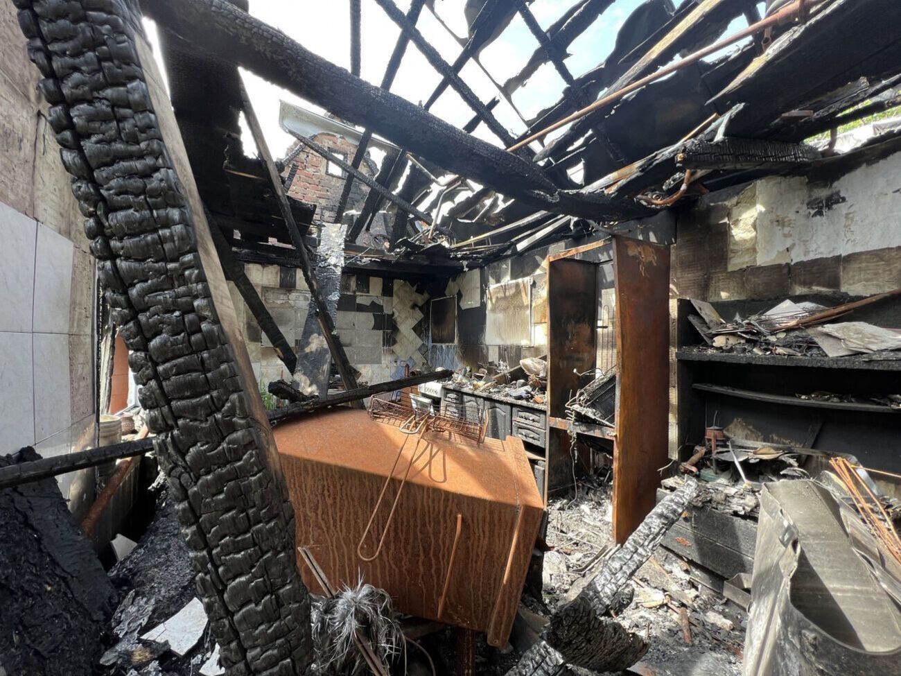 Amnesty International: Людей у Харкові вбивали у власних домівках і на вулицях, на дитячих майданчиках та цвинтарях, у чергах по гуманітарну допомогу або по продукти і ліки