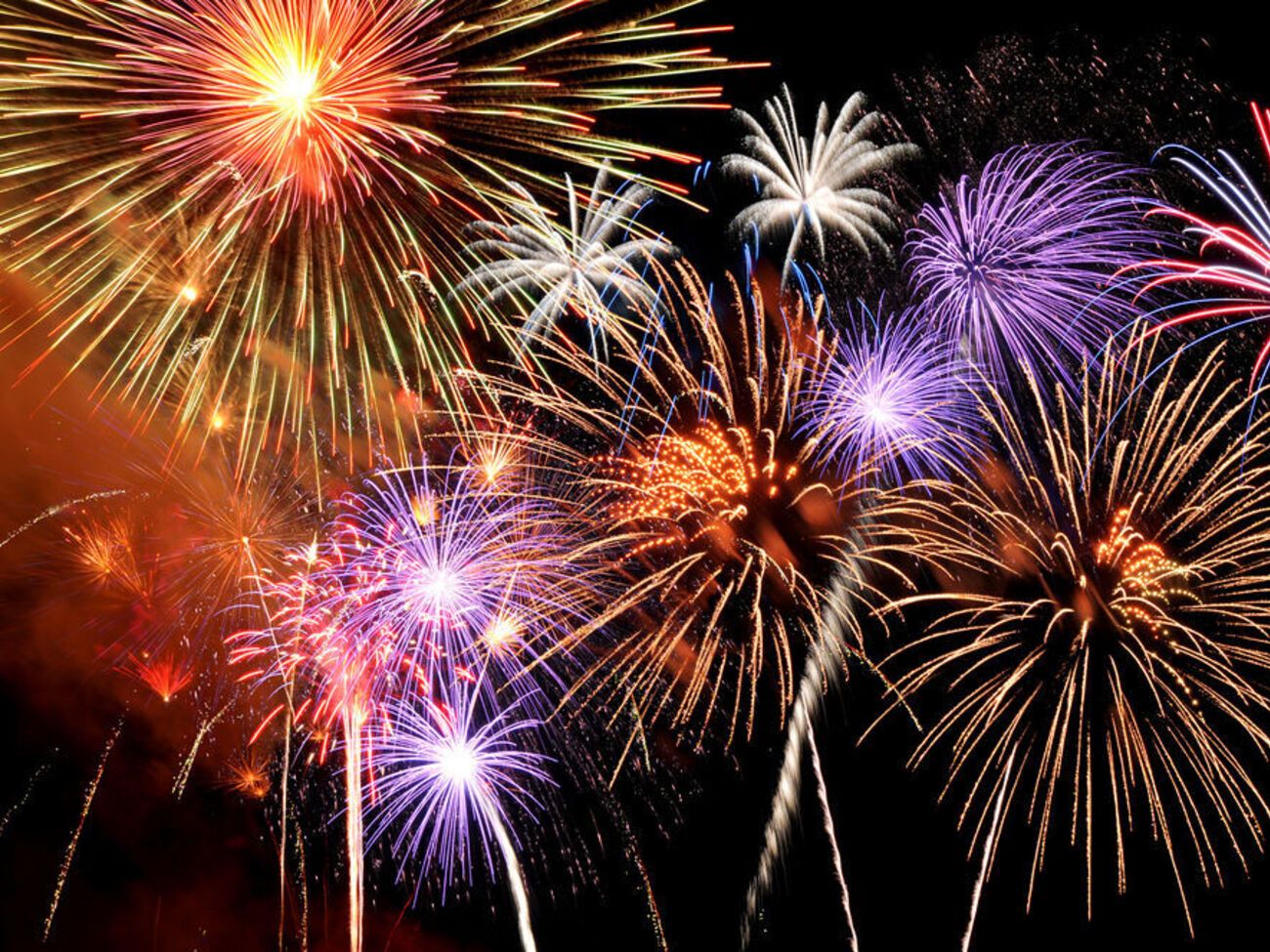 Співзасновник Rozetka Чечоткін вважає заборону феєрверків у воєнний час необхідною