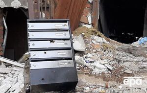 Суд требует убрать статьи о войне и ее жертвах