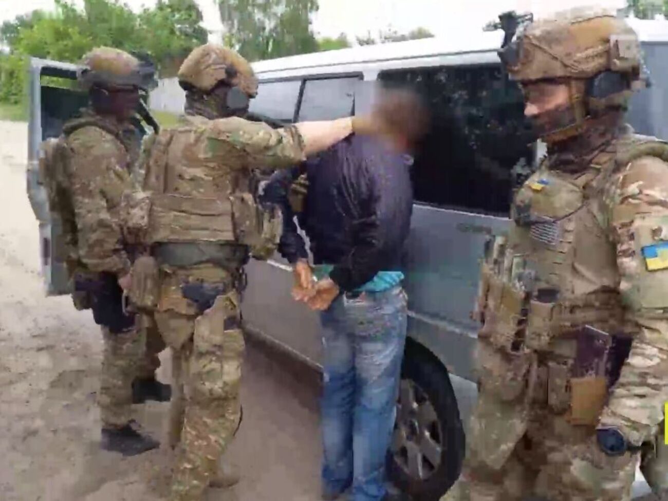 Задержанного подозревают в том, что он отправлял россиянам координаты украинских блокпостов и военных укреплений