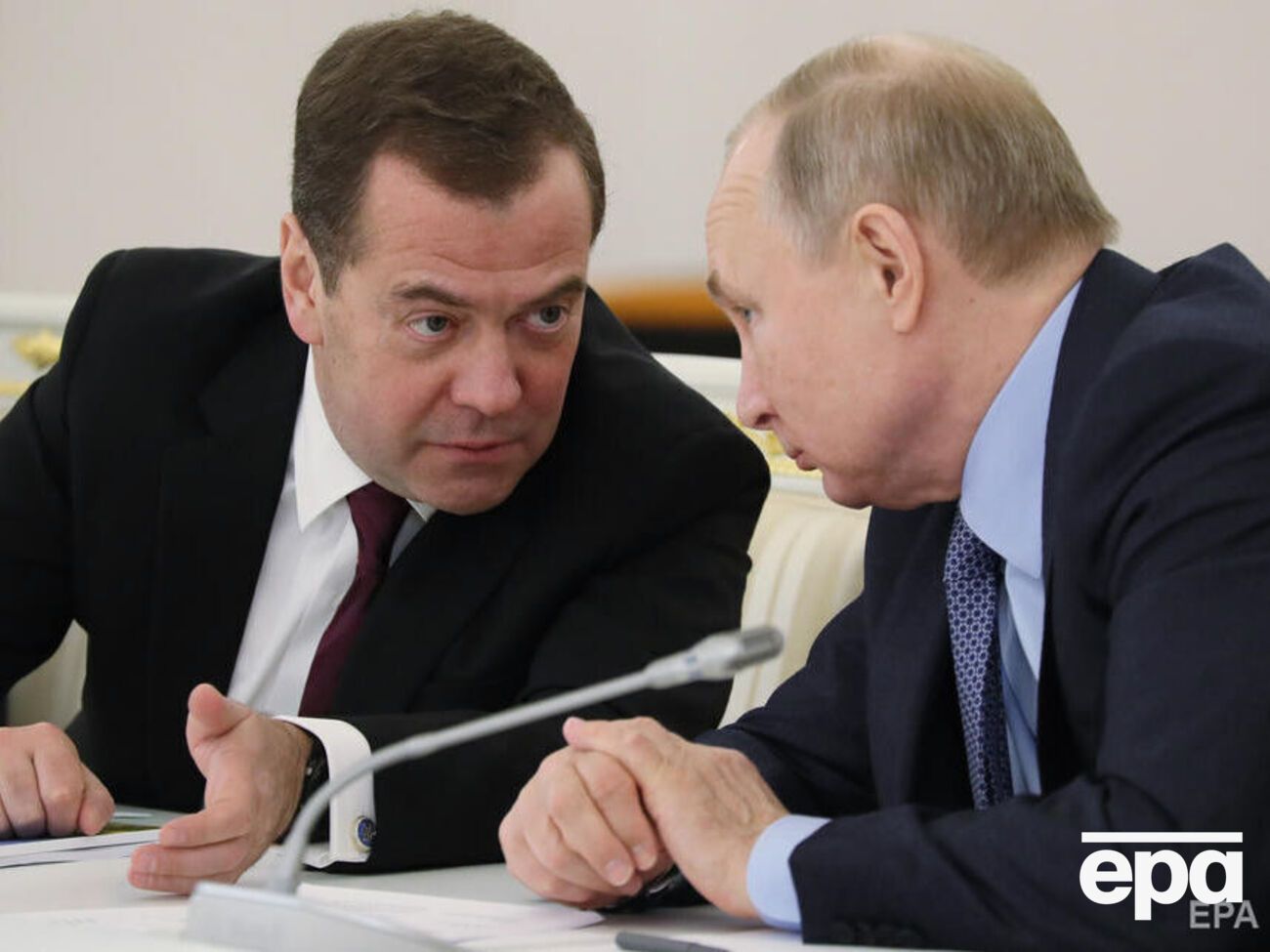 Боклан: Перший гном – царьок убогий, казка буде не про нього, звався другий гном Дімоном, по натурі був г...ндоном
