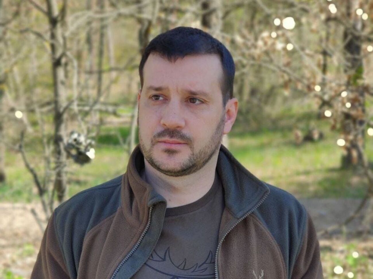 Між Шольцом та Путіним може бути домовленість, що РФ зупиниться на Донбасі. Тому Німеччина відтягує постачання озброєння Україні