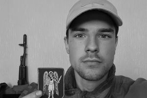 Ратушний був учасником Євромайдану, громадським активістом, від початку повномасштабного вторгнення РФ пішов воювати