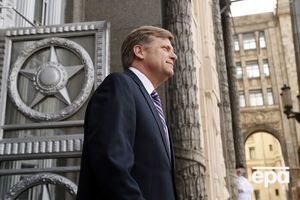 Макфол считает, что санкции против России нужно усиливать каждый день