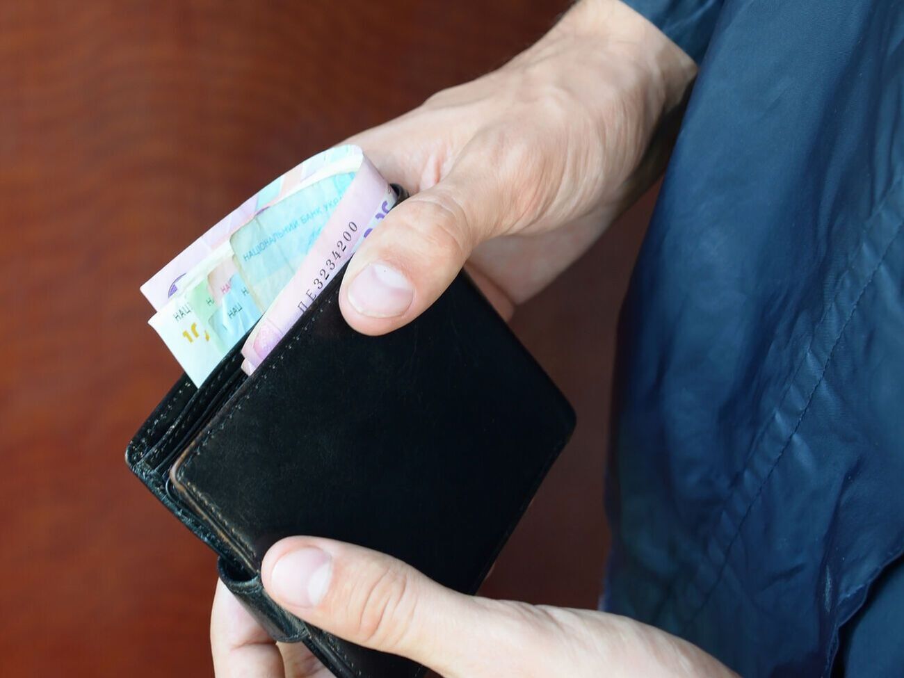 Пенсионеры, находящиеся на временно оккупированных территориях, испытывают проблемы с получением украинских пенсий