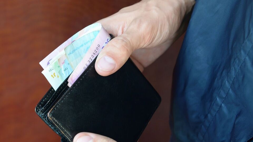 Пенсионеры, находящиеся на временно оккупированных территориях, испытывают проблемы с получением украинских пенсий