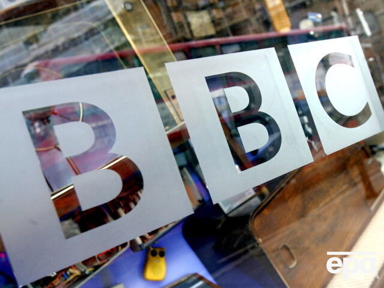 Въезд запрещен представителям корпорации ВВС и других ведущих медиа