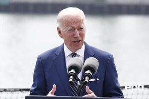 Строительство хранилищ является оптимальным вариантом и может помочь Украине выиграть время, отметил Байден