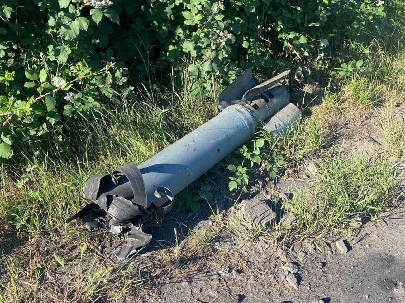 В результате обстрела повреждена больница, четыре человека погибли