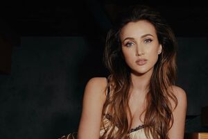 Різатдінова: Не знаю, що там додають до цього телебачення, але вони зомбовані