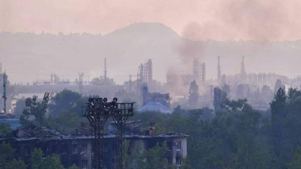 У міноборони Британії зазначили, що російські загарбники контролюють більшу частину Сєвєродонецька