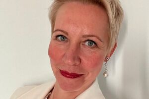 Лазарева: Да, мы из России, но мы не хотим и не можем возвращаться в страну, которая ведет агрессивную войну в данный момент, убивая людей, уничтожая города и разрушая экономику двух стран