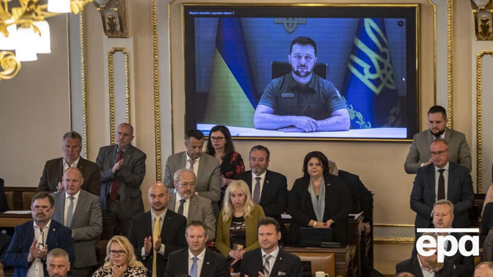 Зеленський: Надати Україні кандидатство зараз – це довести, що європейські цінності працюють, а не просто визначені у документах як красива формальність
