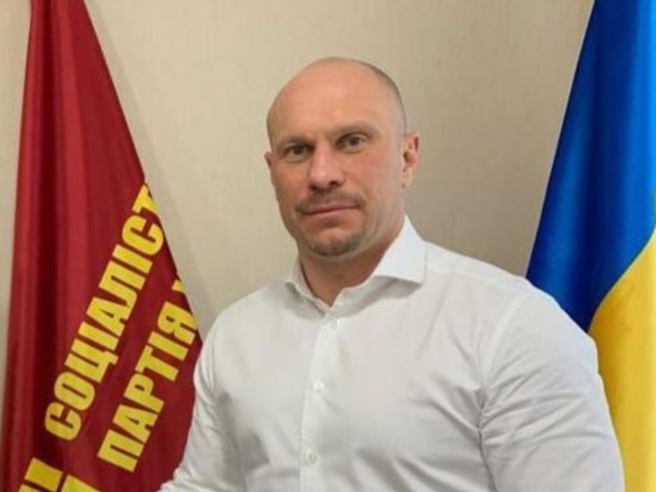 Кива возглавлял Соцпартию два года