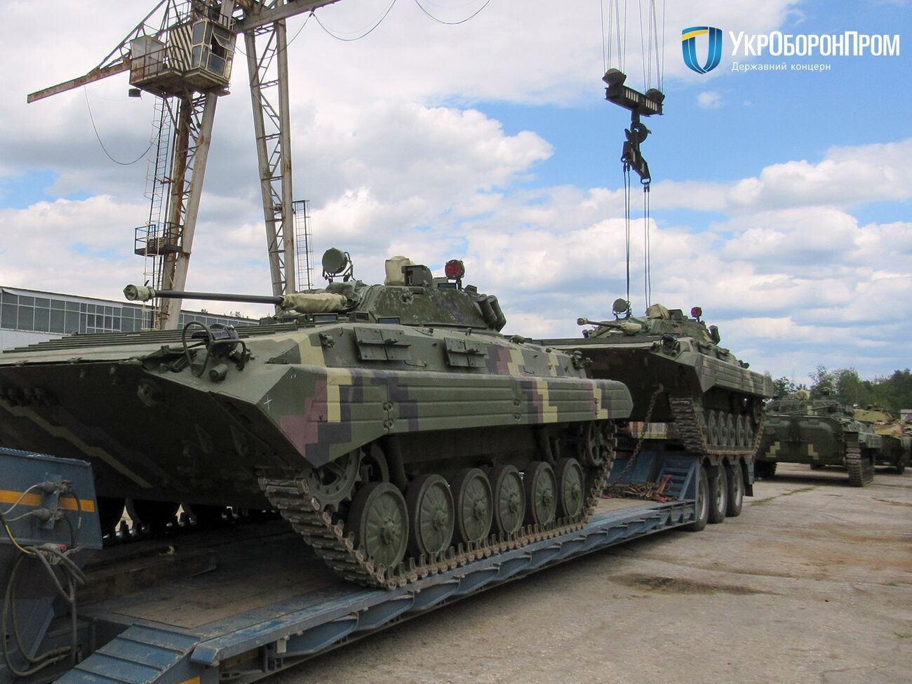 Греция планирует передать Украине боевые машины пехоты советского образца